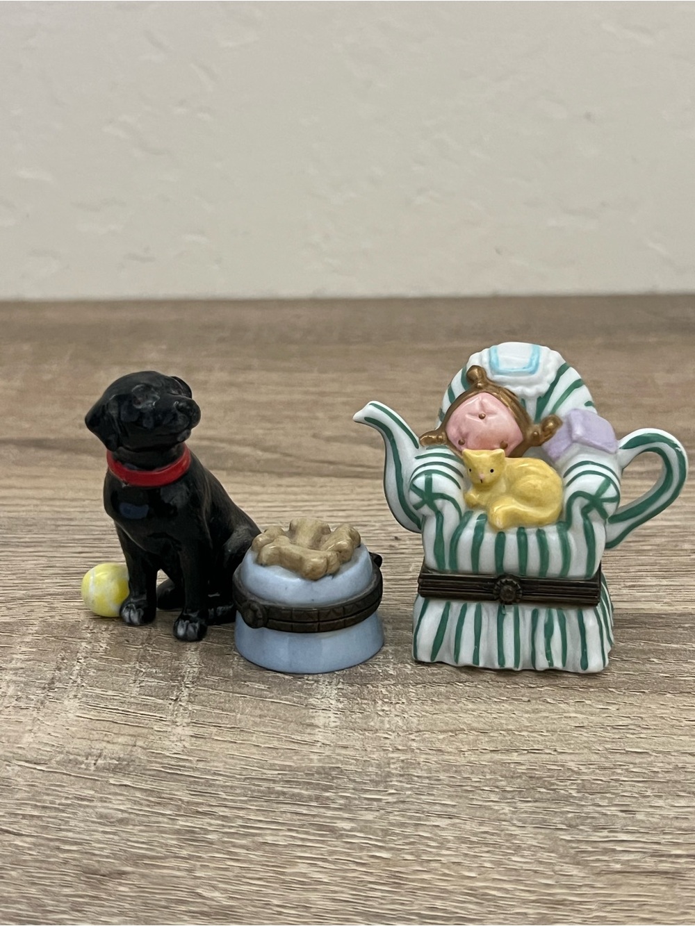2 Vintage Trinket Boxes: Teapot Chair Cat & Black Lab Dog Midwest Cannon Falls